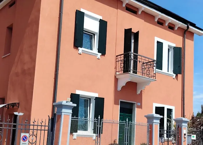 La Maison Di Luca Nocleg ze śniadaniem 4*