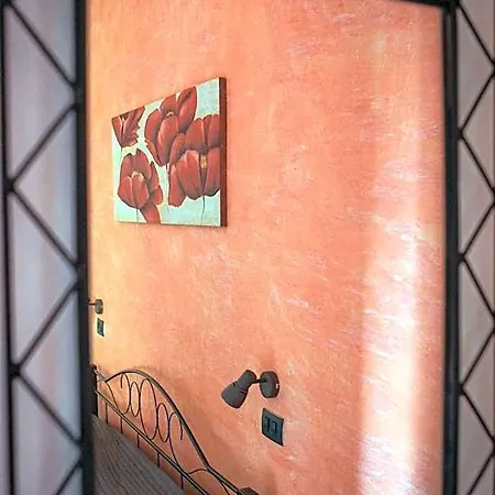 La Maison Di Luca Bed & Breakfast 4*
