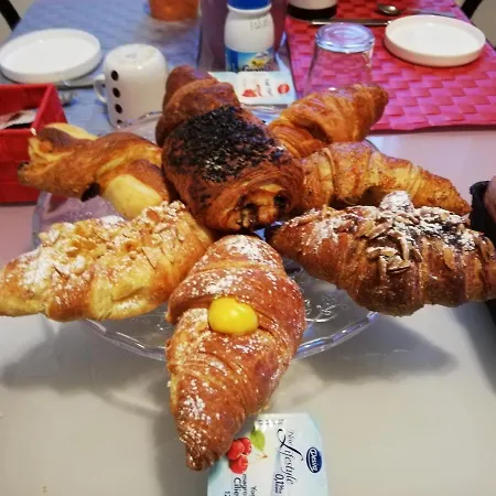 住宿加早餐酒店 卢卡·迪住宿加早餐旅馆