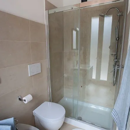 住宿加早餐酒店 卢卡·迪住宿加早餐旅馆 4*