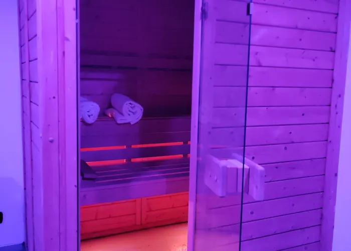 La Maison Di Luca Bed & Breakfast 4*